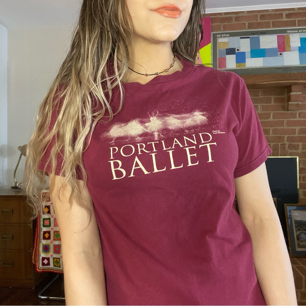 Vintage 90s Y2K Portland Ballet Burgundy Tee Oregon Ballerina Art Dance …